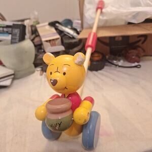 Orange Tree Toys Disney ‘Winnie The Pooh’ Push Along Toy RARE!!